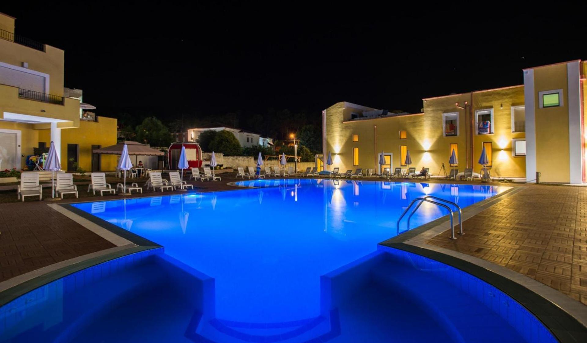 Hotel Orchidea Blu San Menaio Exteriör bild